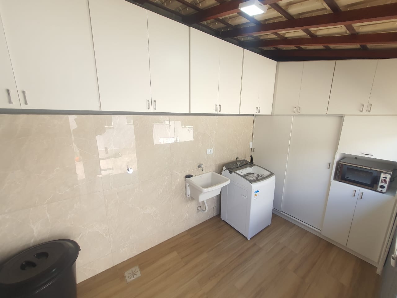 Imagem Casa com 4 Quartos à Venda, 300 m² em São Pedro - Juiz de Fora Imagem Casa com 4 Quartos à Venda, 300 m² em São Pedro - Juiz de Fora