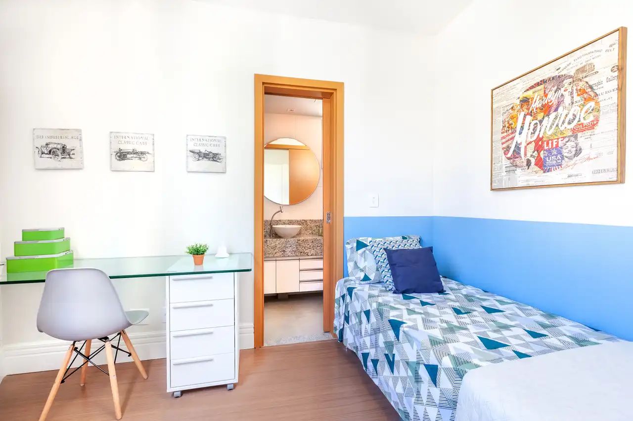 Imagem Apartamento com 3 Quartos à Venda, 67 m² em Santo Antônio - Belo Horizonte Imagem Apartamento com 3 Quartos à Venda, 67 m² em Santo Antônio - Belo Horizonte