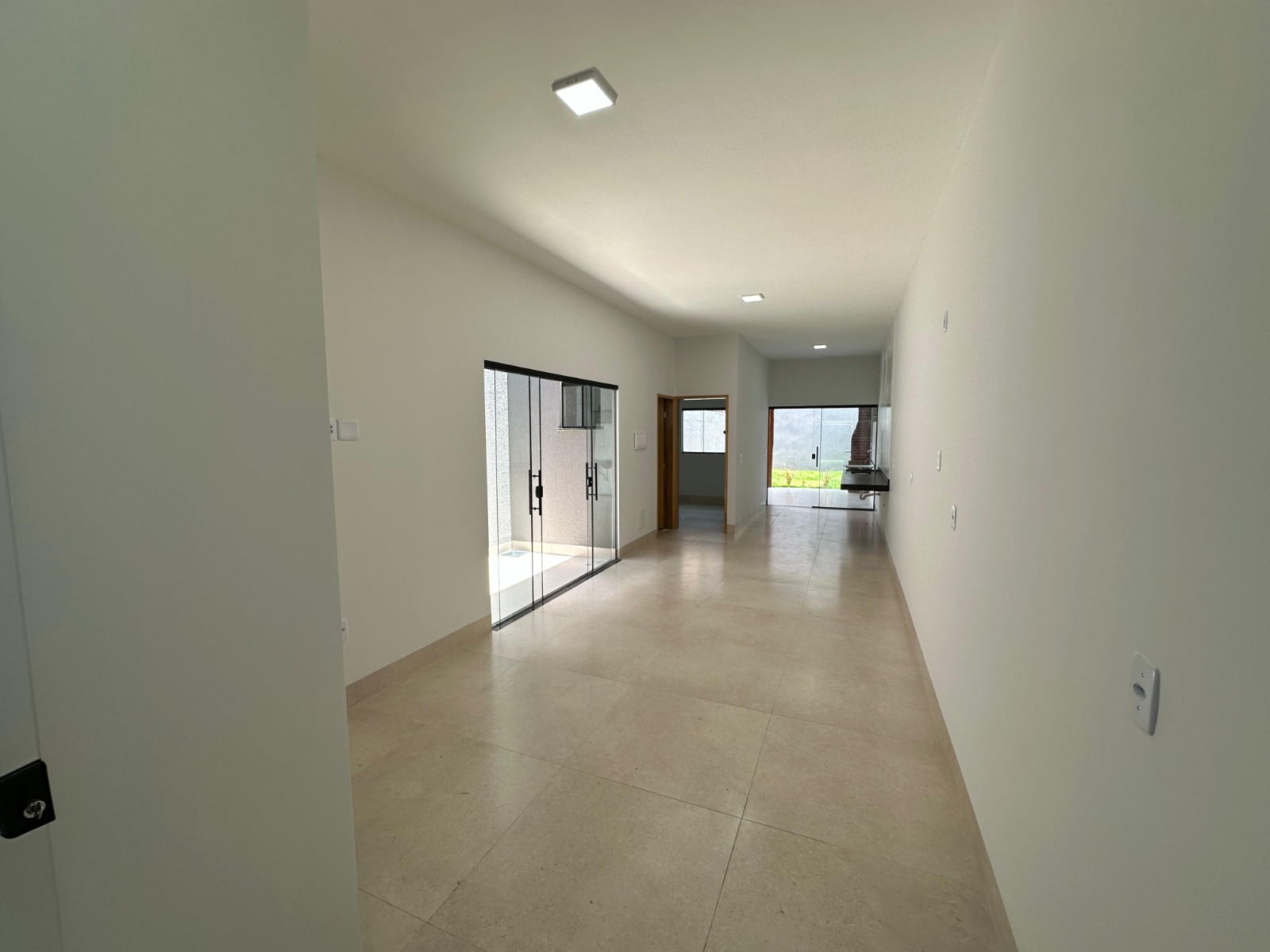 Imagem Casa com 2 Quartos à Venda, 107 m²em Residencial Campos Dourados - Goiânia