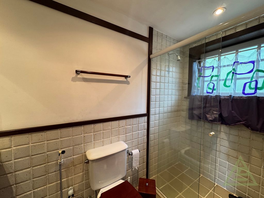 Imagem Casa de Condomínio com 4 Quartos à Venda, 273 m² em Cuiabá - Petrópolis Imagem Casa de Condomínio com 4 Quartos à Venda, 273 m² em Cuiabá - Petrópolis