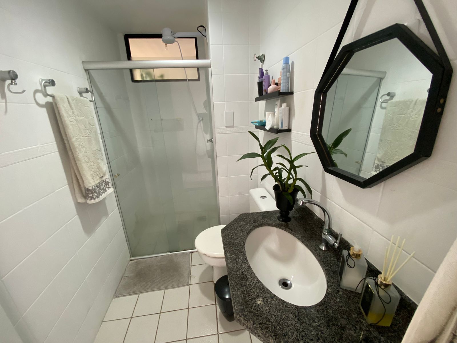 Imagem Apartamento com 2 Quartos à Venda, 81 m² em Atalaia - Aracaju