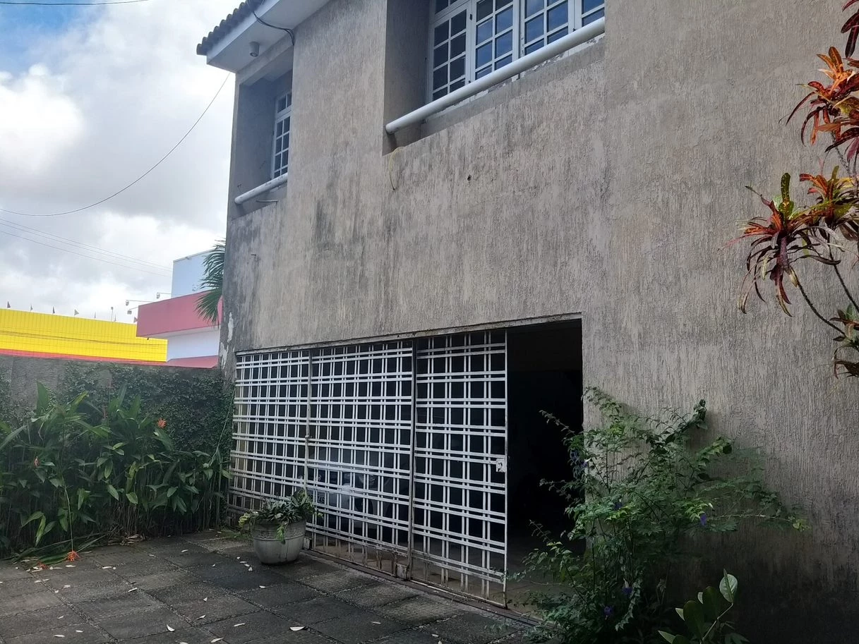 Imagem Imóvel Comercial à Venda ou Locação, 362 m² em Cordeiro - Recife Imagem Imóvel Comercial à Venda ou Locação, 362 m² em Cordeiro - Recife