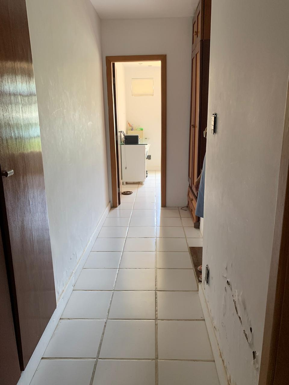 Imagem Casa de Condomínio com 5 Quartos à Venda, 220 m²em Piatã - Salvador Imagem Casa de Condomínio com 5 Quartos à Venda, 220 m²em Piatã - Salvador