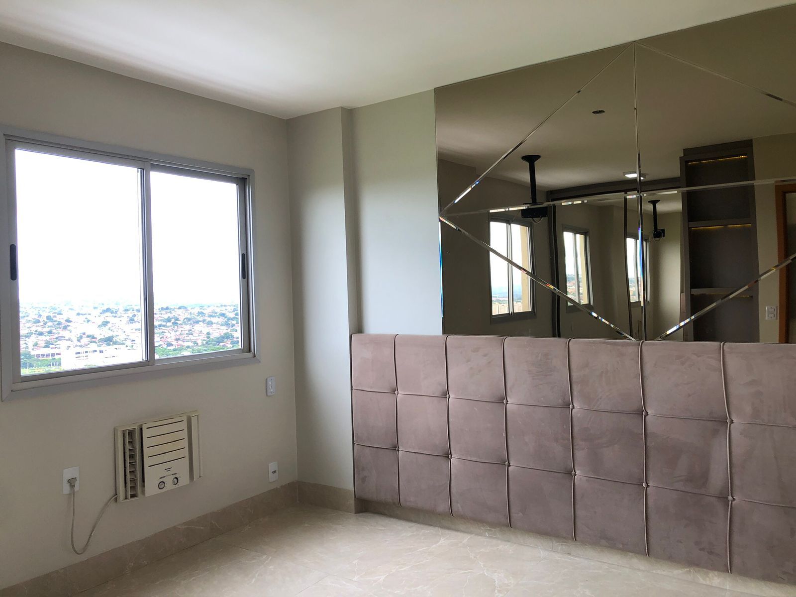 Imagem Apartamento com 2 Quartos à Venda, 56 m² em Vila Cruzeiro do Sul - Aparecida de Goiânia Imagem Apartamento com 2 Quartos à Venda, 56 m² em Vila Cruzeiro do Sul - Aparecida de Goiânia