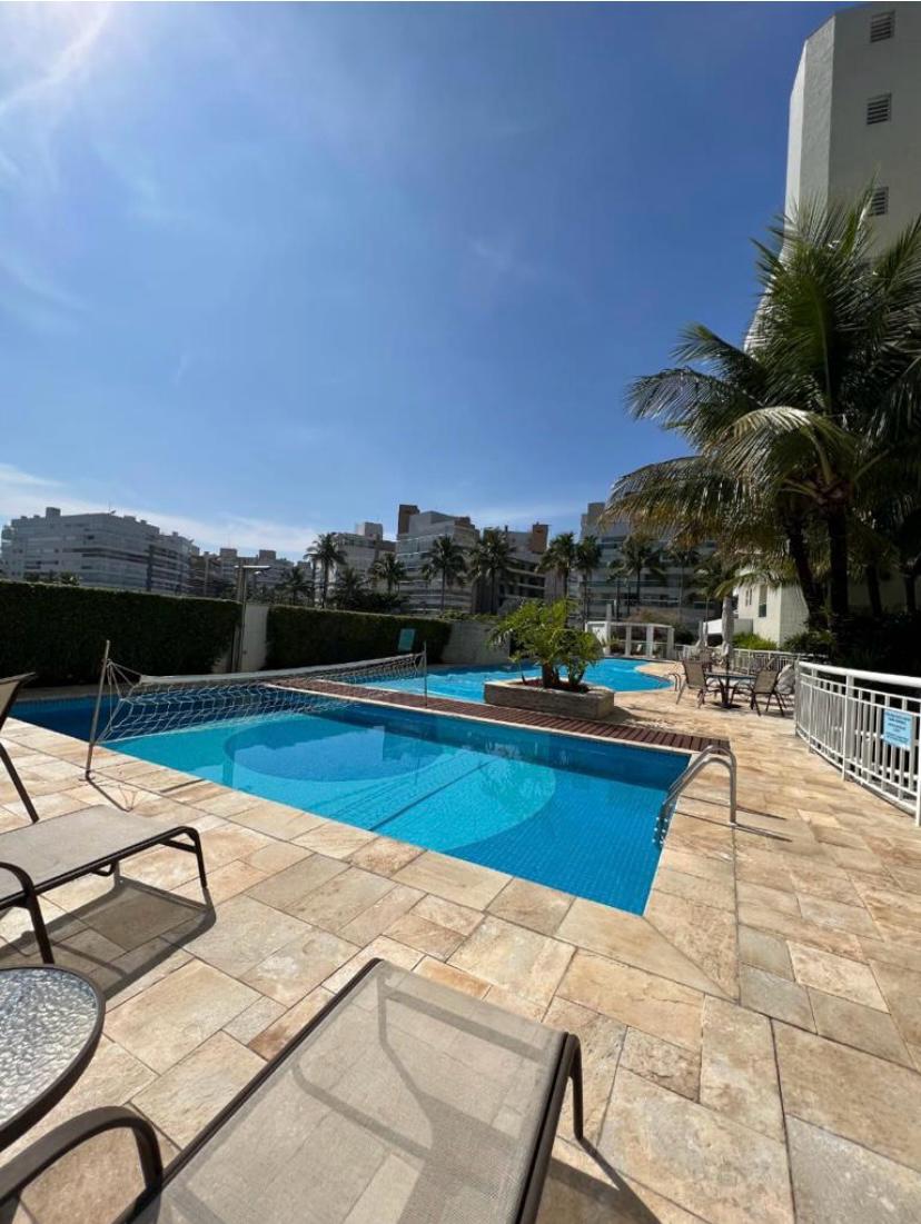 Imagem Apartamento com 4 Quartos para Temporada, 212 m² em Riviera - Bertioga