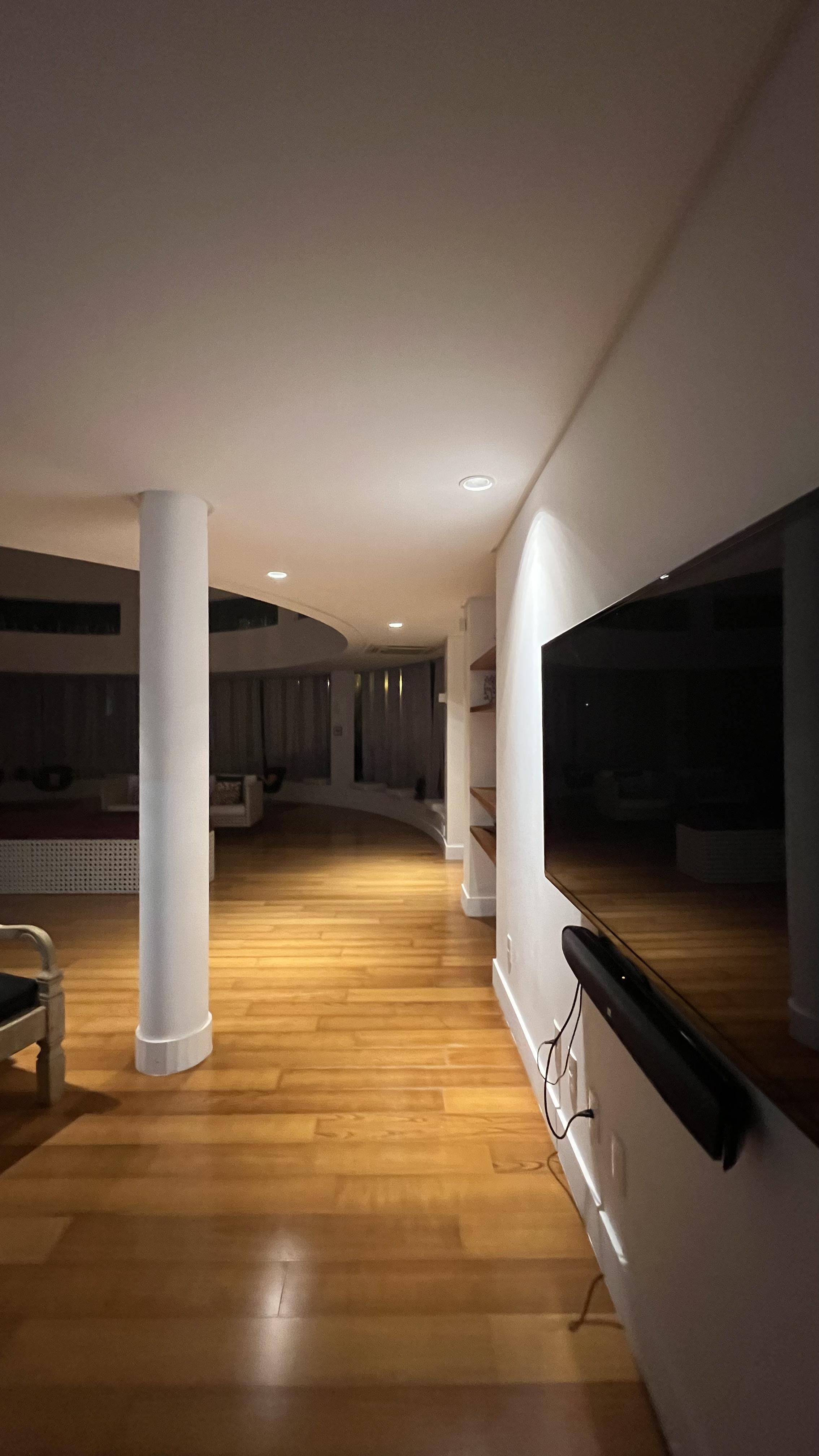 Imagem Casa com 4 Quartos à Venda, 350 m²em Jurerê Internacional - Florianópolis