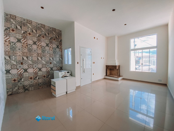 Imagem Casa com 2 Quartos à Venda, 76 m² em Cassino - Rio Grande