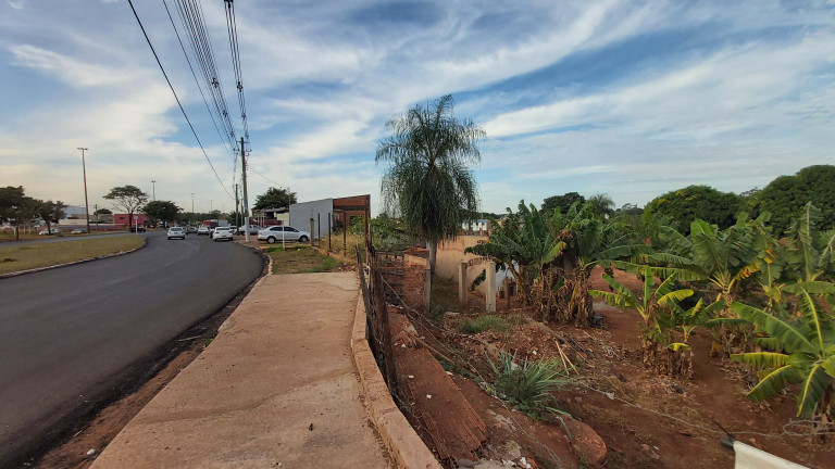 Imagem Terreno à Venda, em Jardim Centenário - Campo Grande Imagem Terreno à Venda, em Jardim Centenário - Campo Grande