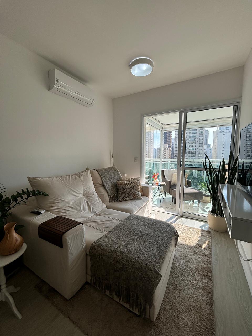 Imagem Apartamento com 1 Quarto para Alugar, 50 m² em Campo Belo - São Paulo