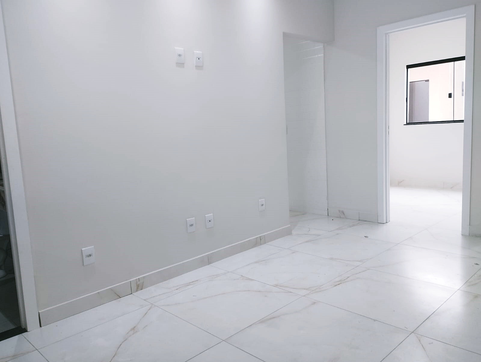 Imagem Casa com 3 Quartos à Venda, 144 m²em Ceilândia Norte (Ceilândia) - Brasília Imagem Casa com 3 Quartos à Venda, 144 m²em Ceilândia Norte (Ceilândia) - Brasília