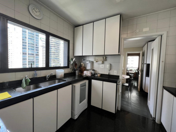 Imagem Apartamento com 3 Quartos à Venda, 220 m² em Itaim Bibi - São Paulo