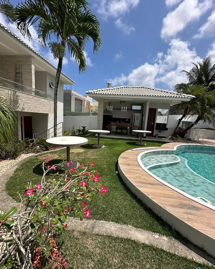 Imagem Casa de Condomínio com 4 Quartos para Alugar, 350 m²em Vila de Abrantes (Abrantes) - Camaçari Imagem Casa de Condomínio com 4 Quartos para Alugar, 350 m²em Vila de Abrantes (Abrantes) - Camaçari