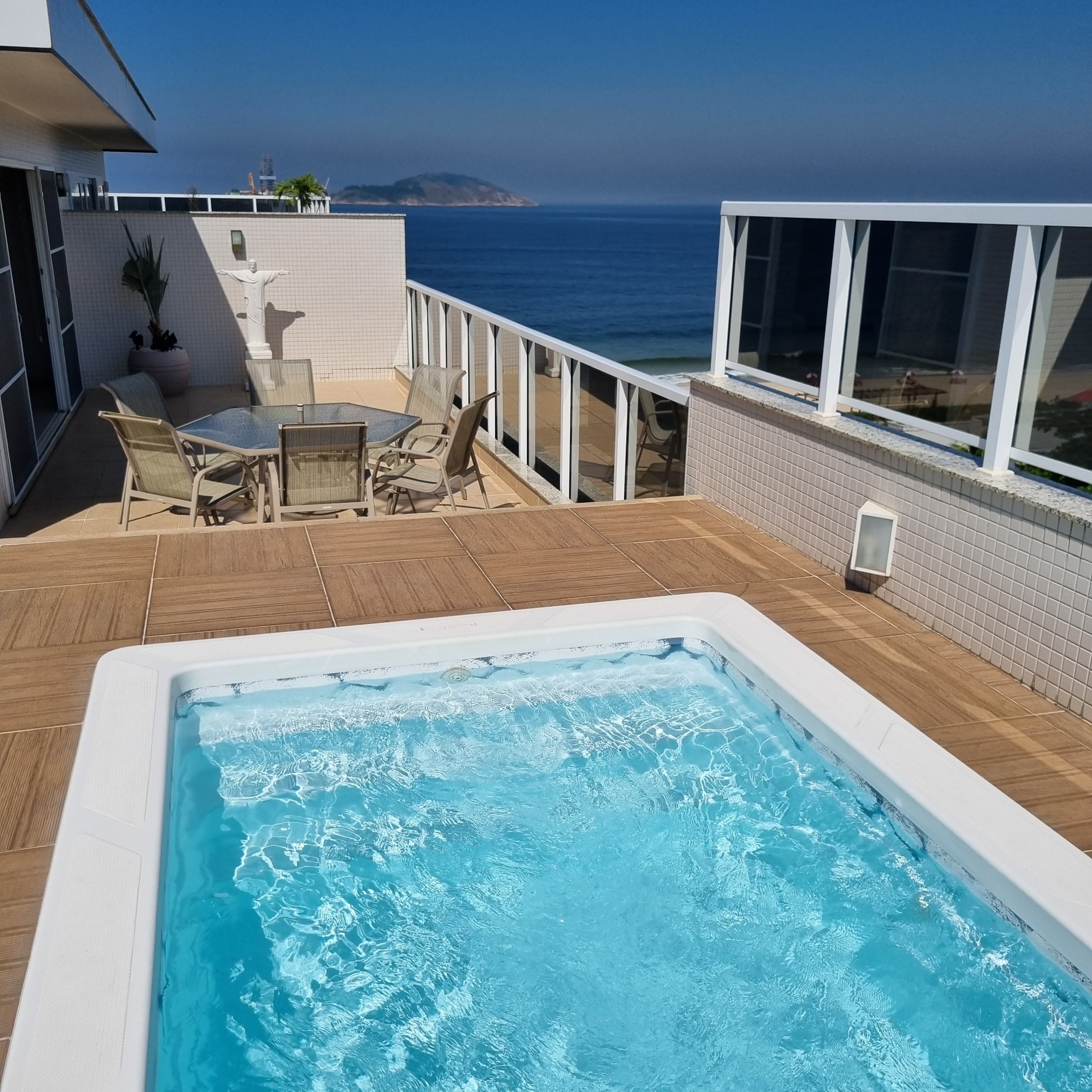Imagem Cobertura com 4 Quartos à Venda, 299 m²em Piratininga - Niterói Imagem Cobertura com 4 Quartos à Venda, 299 m²em Piratininga - Niterói