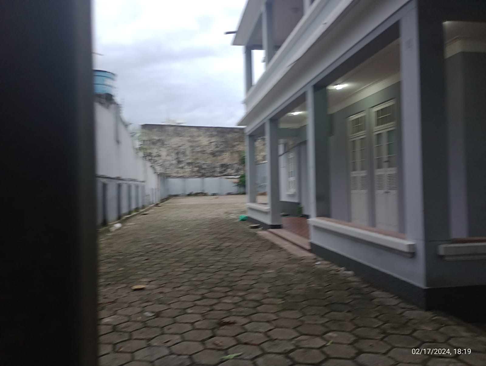 Imagem Sobrado com 5 Quartos para Alugar, 600 m²em Batista Campos - Belém