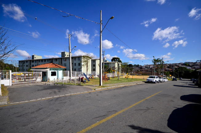Imagem Apartamento com 2 Quartos à Venda,  em Campo Comprido - Curitiba