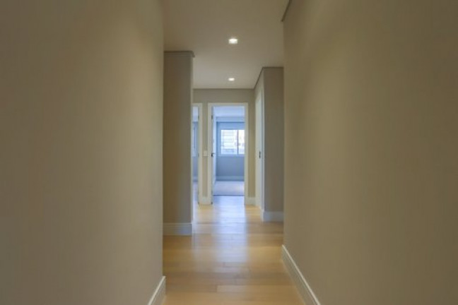 Imagem Apartamento com 3 Quartos à Venda, 212 m² em Vila Nova Conceição - São Paulo Imagem Apartamento com 3 Quartos à Venda, 212 m² em Vila Nova Conceição - São Paulo