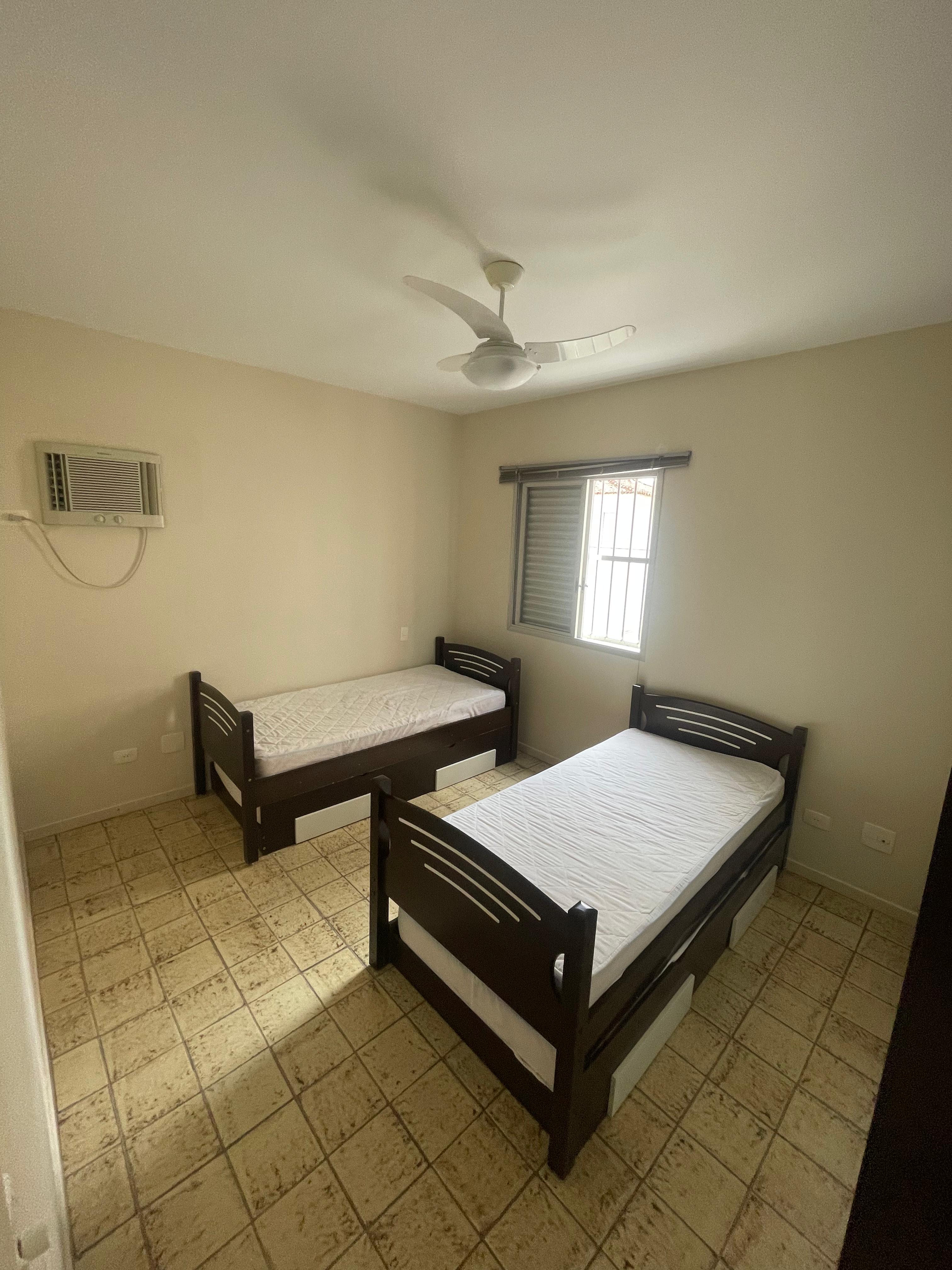 Imagem Apartamento com 3 Quartos à Venda, 73 m²em Enseada - Guarujá