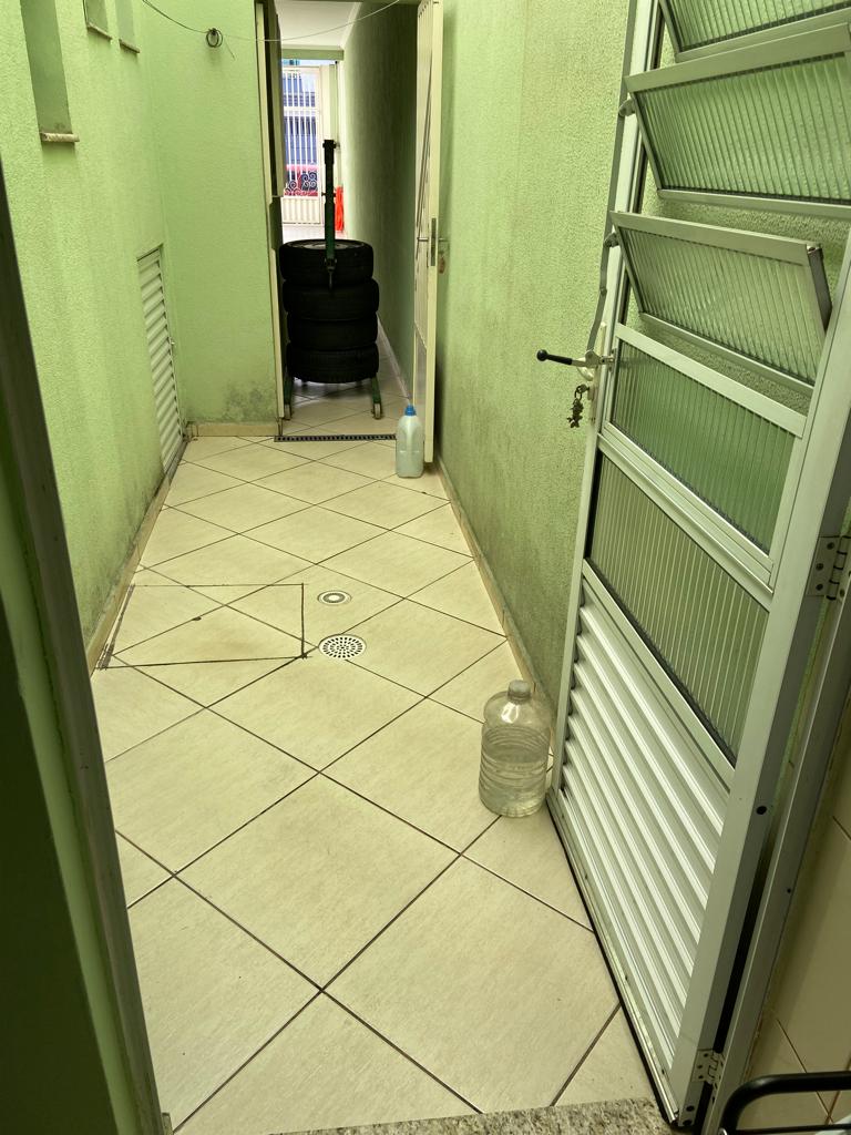 Imagem Sobrado com 3 Quartos à Venda, 166 m²em Jardim Rina - Santo André