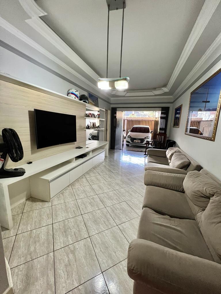 Imagem Casa com 5 Quartos à Venda, 250 m²em Marambaia - Belém