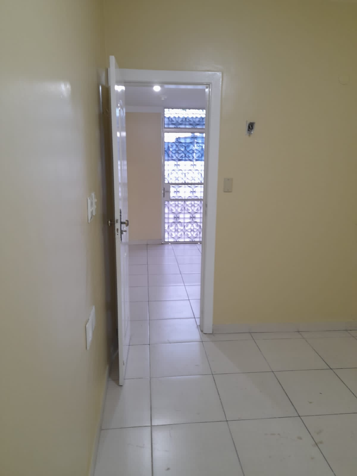 Imagem Casa com 5 Quartos à Venda ou Locação, 224 m²em Adrianópolis - Manaus