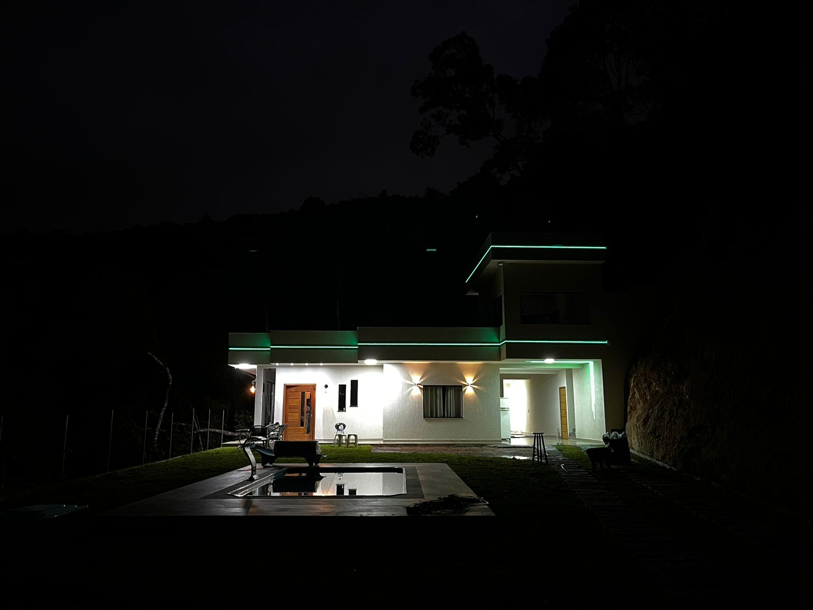 Imagem Casa com 4 Quartos à Venda, 240 m²em Albuquerque - Teresópolis