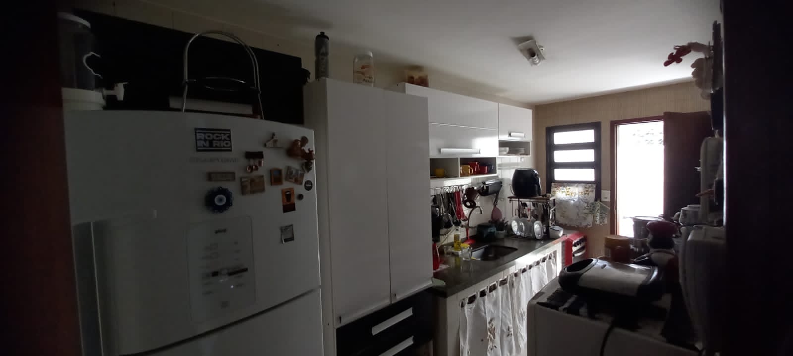 Imagem Casa de Condomínio com 3 Quartos à Venda, 75 m²em Parque Califórnia - Campos dos Goytacazes