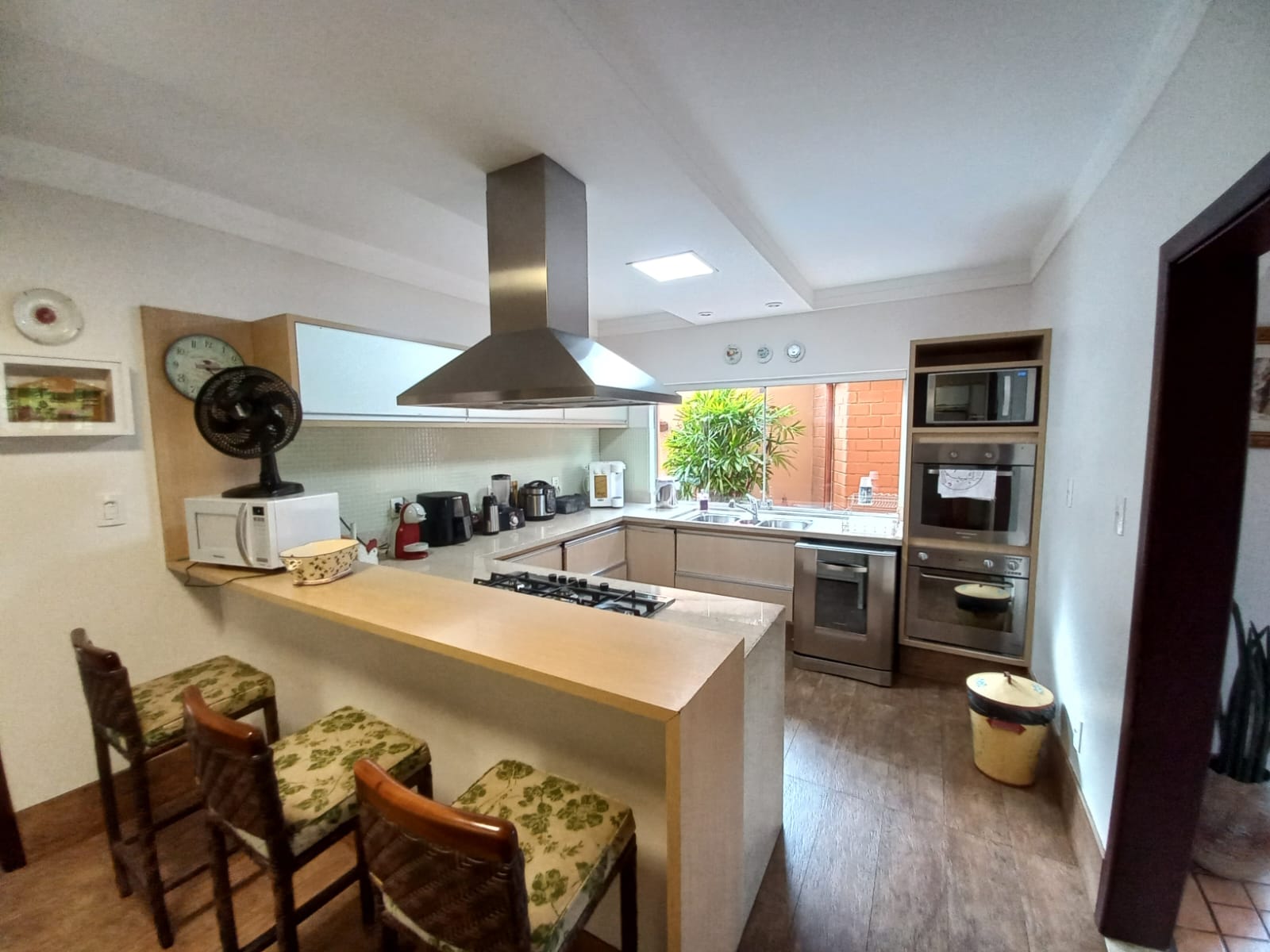 Imagem Casa com 5 Quartos à Venda, 475 m²em Vila Brandina - Campinas Imagem Casa com 5 Quartos à Venda, 475 m²em Vila Brandina - Campinas