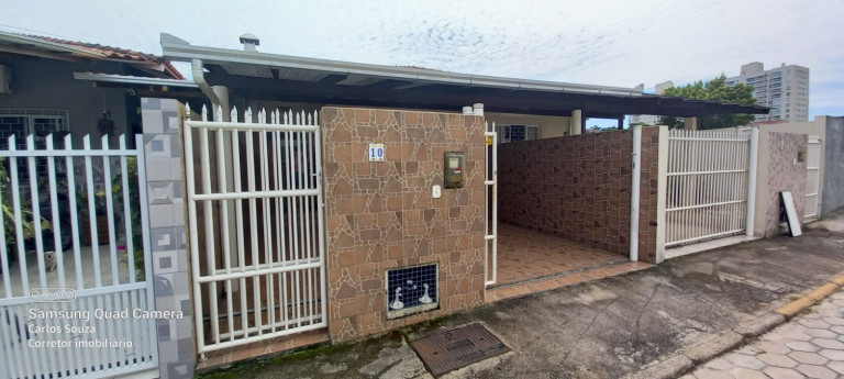 Imagem Casa com 2 Quartos à Venda, 100 m² em Centro - Penha
