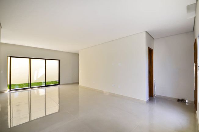 Imagem Sobrado com 3 Quartos à Venda,  em Boa Vista - Curitiba
