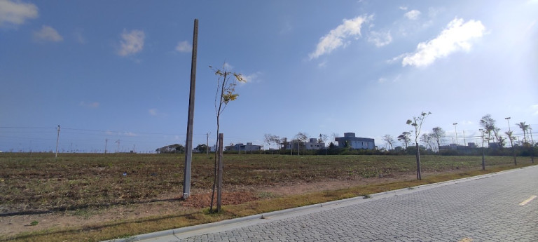 Imagem Terreno à Venda, em Cidade Alpha - Eusébio Imagem Terreno à Venda, em Cidade Alpha - Eusébio