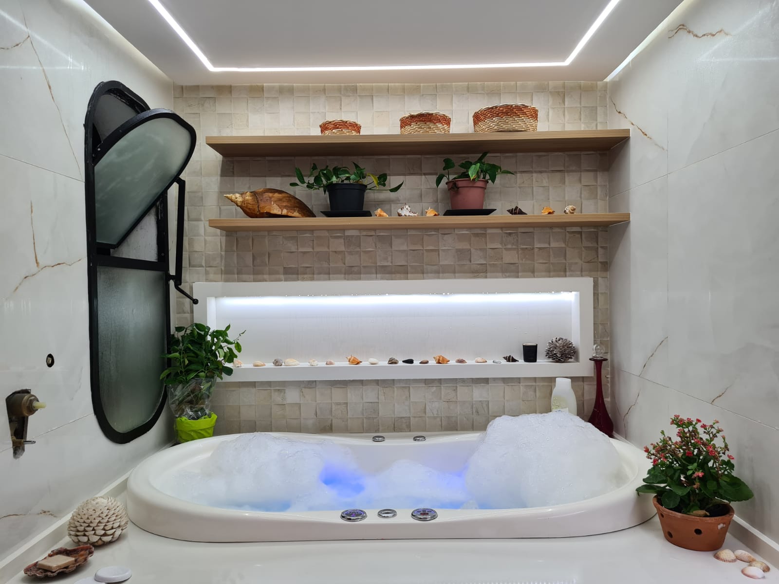 Imagem Apartamento com 3 Quartos à Venda, 171 m²em Pitangueiras - Guarujá