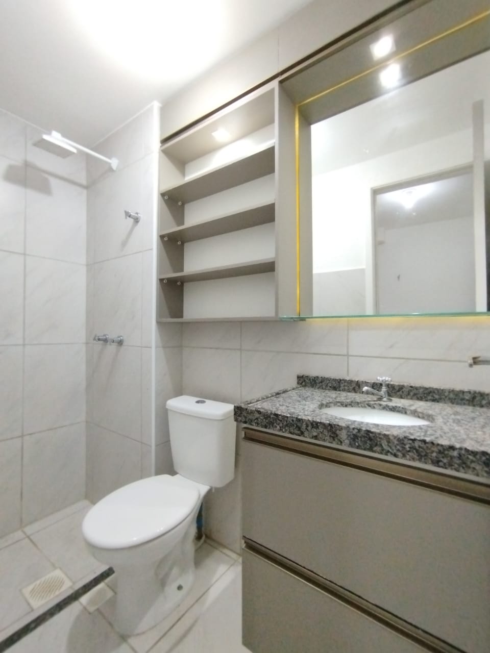 Imagem Apartamento com 2 Quartos à Venda, 44 m²em Prefeito José Walter - Fortaleza