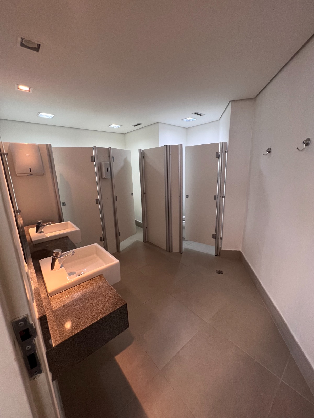 Imagem Sala Comercial para Alugar, 257 m²em Jardim Paulistano - São Paulo Imagem Sala Comercial para Alugar, 257 m²em Jardim Paulistano - São Paulo