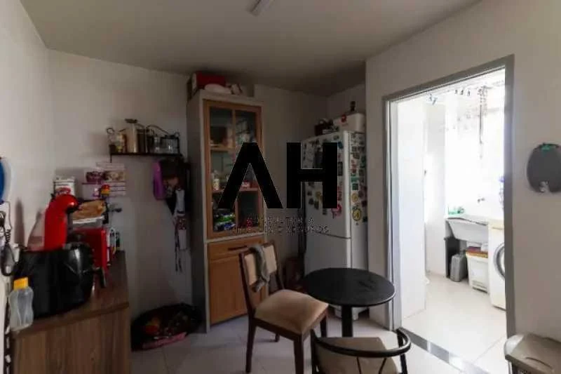 Imagem Apartamento com 3 Quartos à Venda, 110 m²em Santa Rosa - Niterói