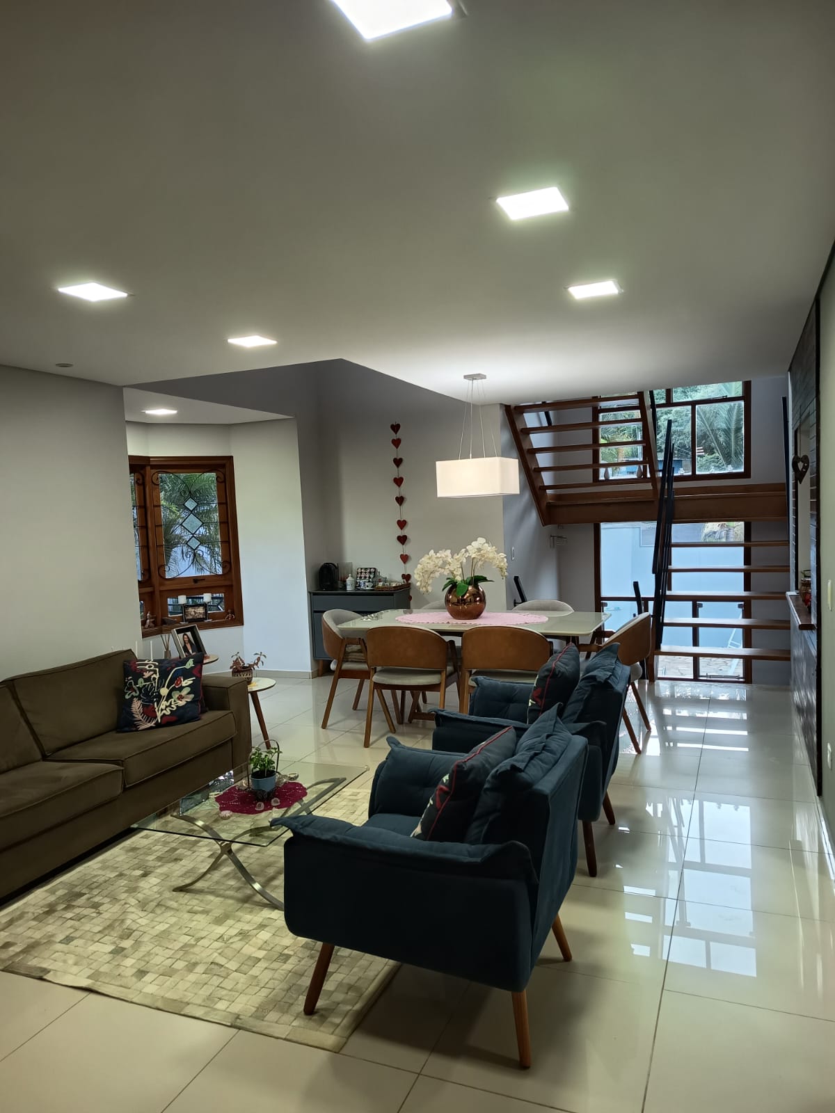 Imagem Casa com 4 Quartos à Venda ou Locação, 400 m² em Jardim Paulista - Atibaia Imagem Casa com 4 Quartos à Venda ou Locação, 400 m² em Jardim Paulista - Atibaia