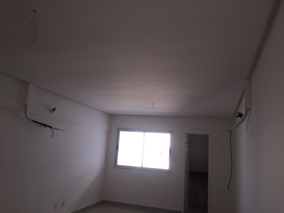 Sala Comercial à Venda ou Locação, 100 m² em Atalaia - Ananindeua