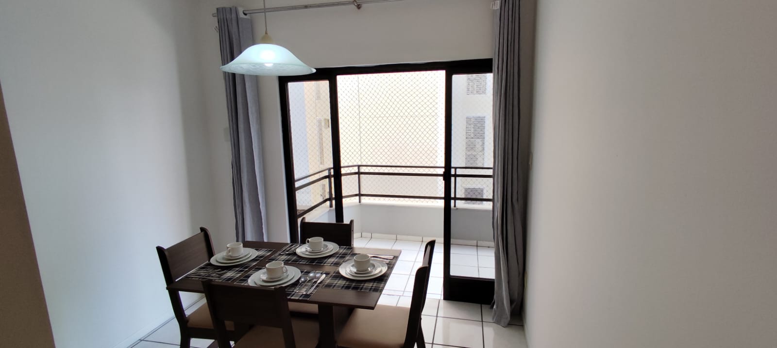 Imagem Apartamento com 2 Quartos para Temporada, 85 m² em Centro - Balneário Camboriú