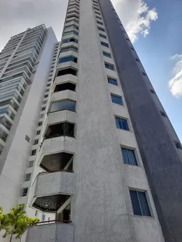 Imagem Apartamento com 3 Quartos à Venda, 193 m²em Umarizal - Belém