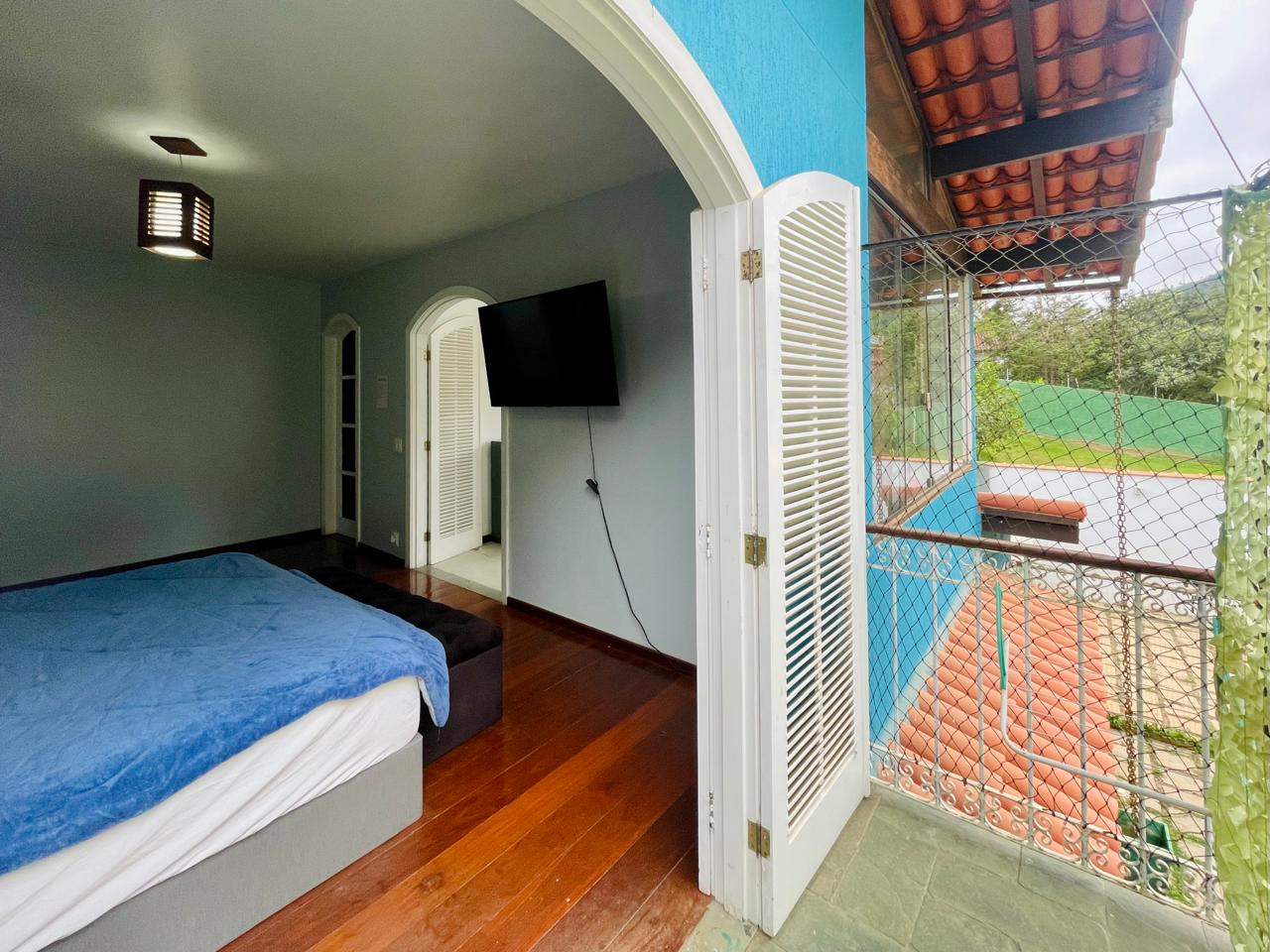 Imagem Casa com 6 Quartos à Venda, 262 m²em Albuquerque - Teresópolis Imagem Casa com 6 Quartos à Venda, 262 m²em Albuquerque - Teresópolis