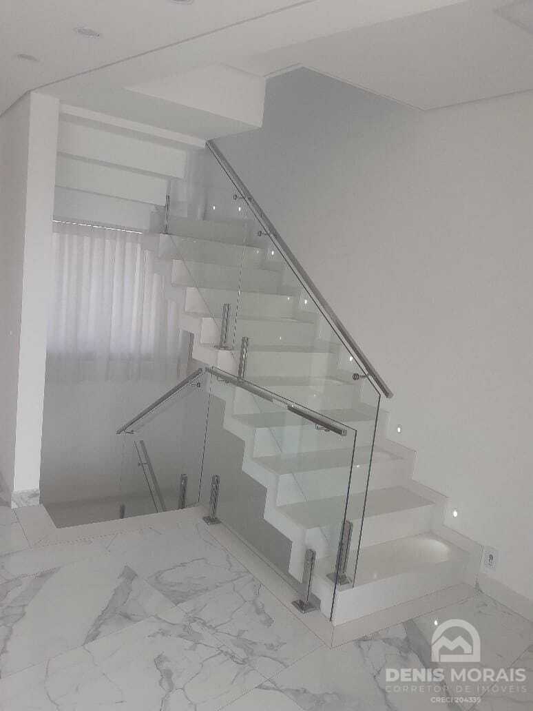 Imagem Casa de Condomínio com 3 Quartos à Venda, 268 m²em Conjunto Bom Pastor - Mogi das Cruzes Imagem Casa de Condomínio com 3 Quartos à Venda, 268 m²em Conjunto Bom Pastor - Mogi das Cruzes