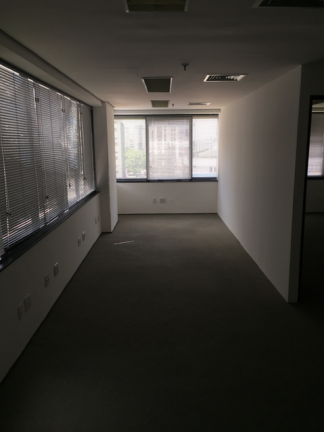 Imagem Sala Comercial à Venda ou Locação, em Vila Cordeiro - São Paulo Imagem Sala Comercial à Venda ou Locação, em Vila Cordeiro - São Paulo