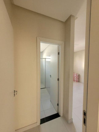 Imagem Casa de Condomínio com 4 Quartos à Venda, 195 m² em Curió-Utinga - Belém