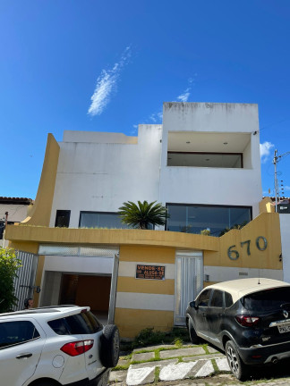 Imagem Casa com 4 Quartos à Venda, 290 m² em Caixa D'Água - Jequié