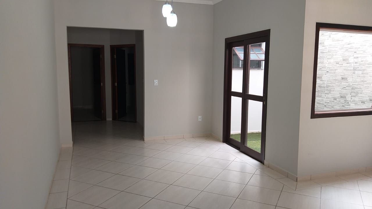 Imagem Casa com 2 Quartos para Alugar, 162 m²em Jardim Primavera - Bragança Paulista Imagem Casa com 2 Quartos para Alugar, 162 m²em Jardim Primavera - Bragança Paulista
