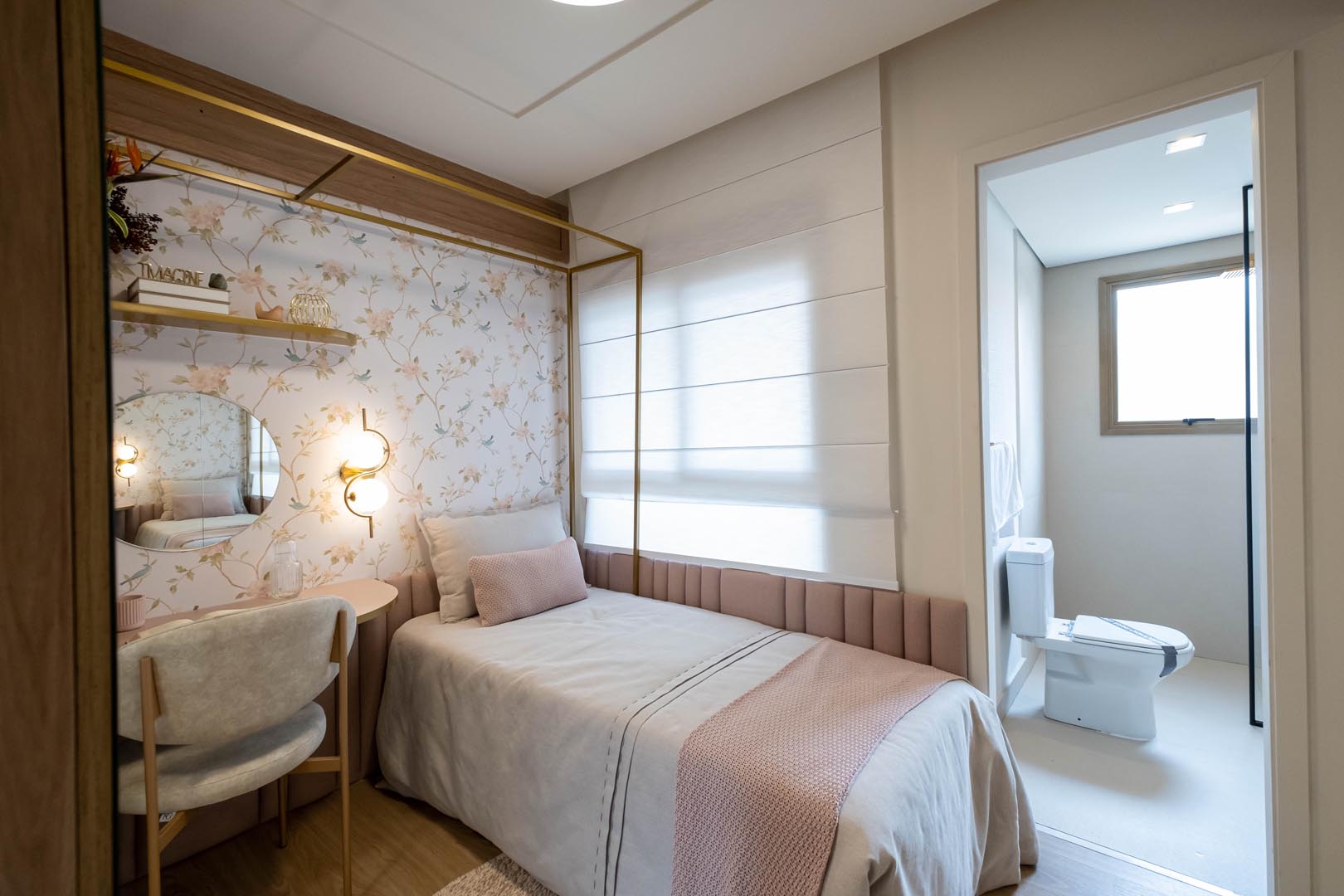 Imagem Apartamento com 4 Quartos à Venda, 148 m²em Moema - São Paulo