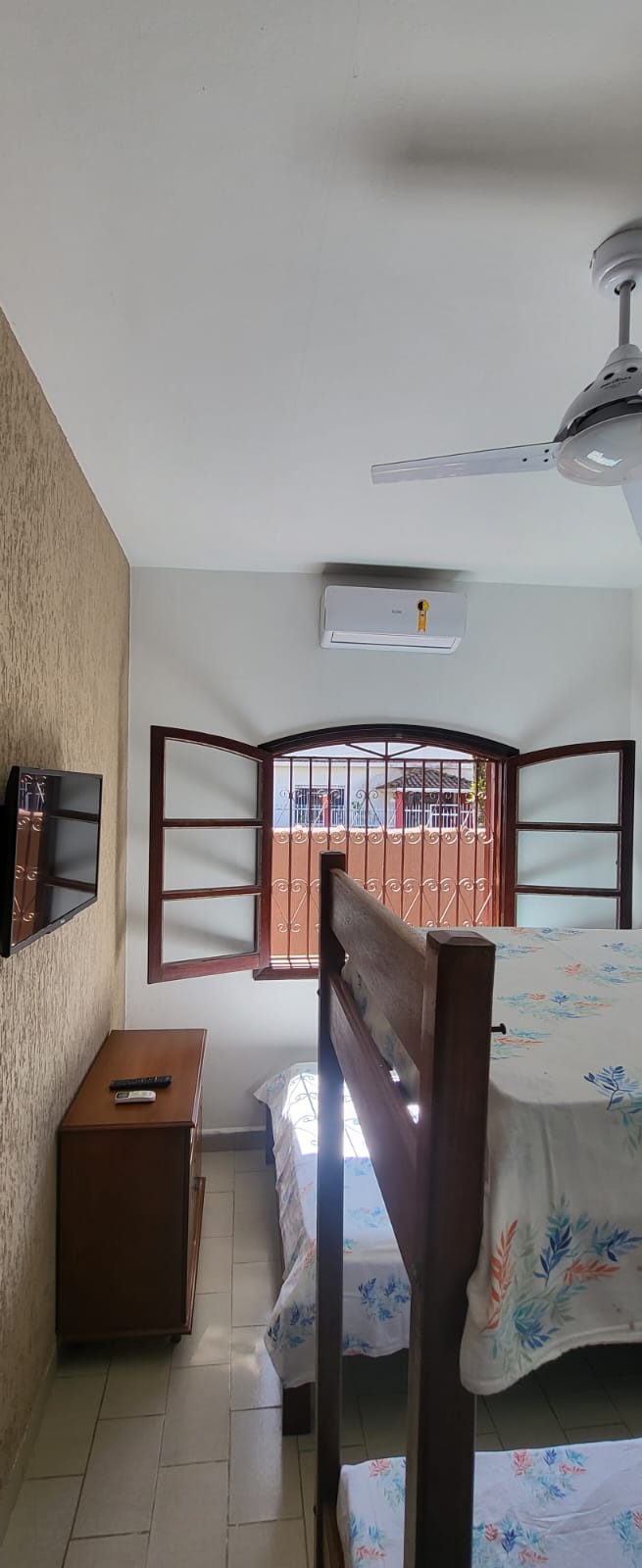Imagem Casa com 4 Quartos para Temporada, 250 m²em Perequê Açu - Ubatuba