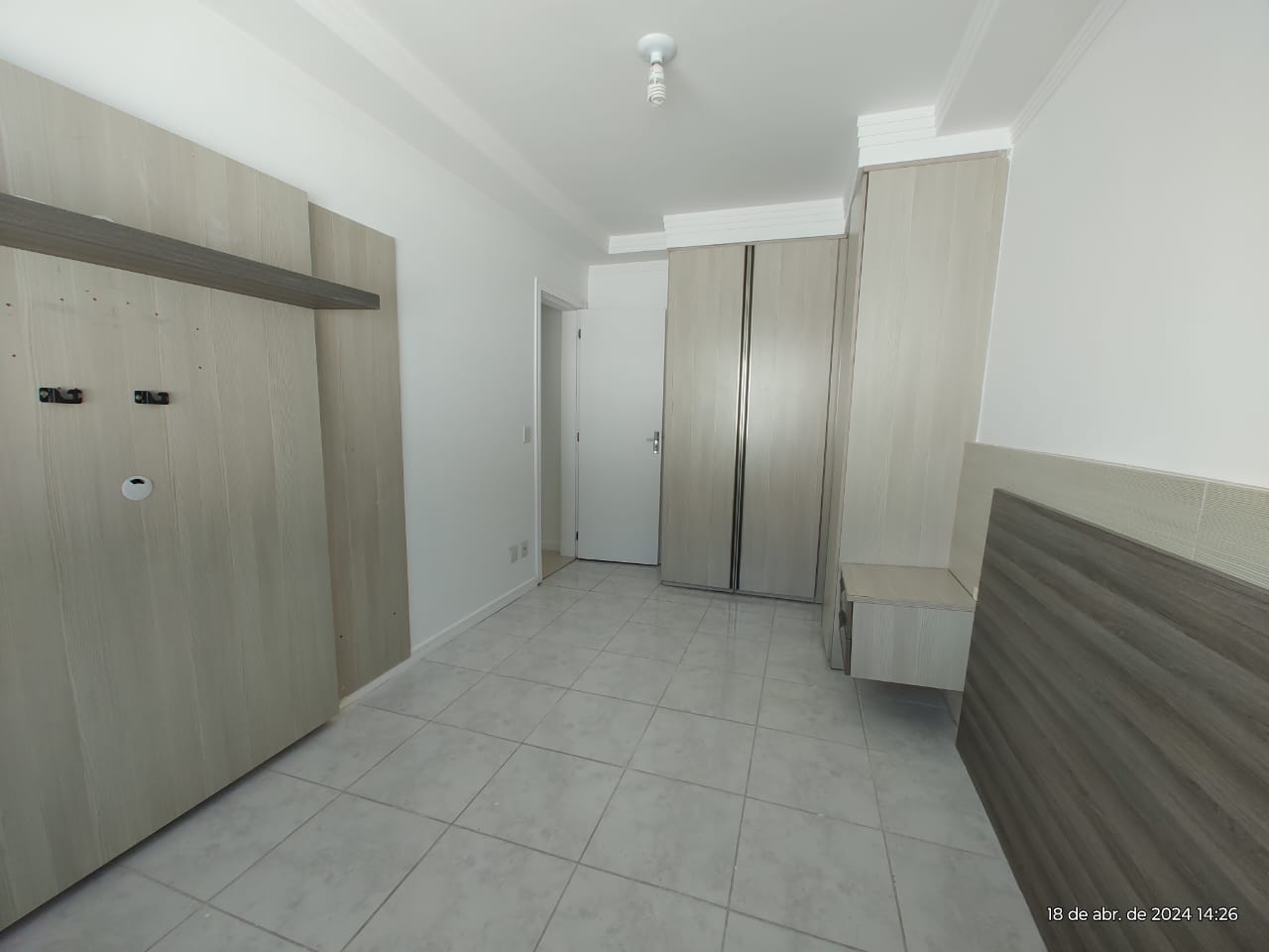 Imagem Apartamento com 2 Quartos para Alugar, 55 m²em Nova Esperança - Balneário Camboriú