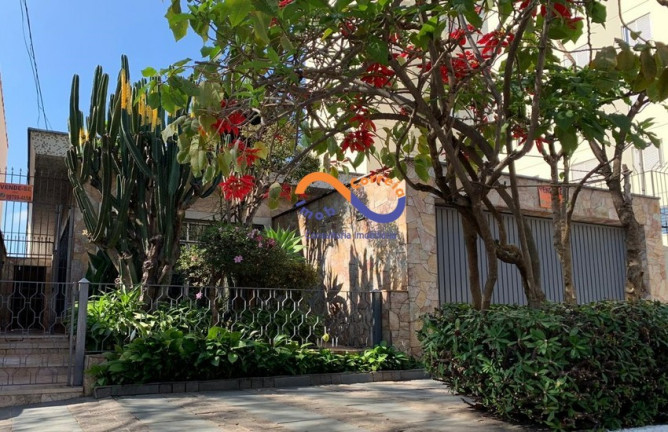 Imagem Casa com 3 Quartos à Venda, 300 m² em Vila Monumento - São Paulo