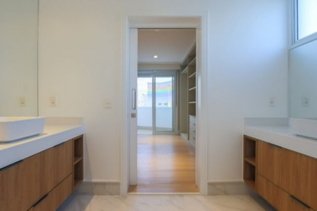 Imagem Apartamento com 3 Quartos à Venda, 212 m² em Vila Nova Conceição - São Paulo Imagem Apartamento com 3 Quartos à Venda, 212 m² em Vila Nova Conceição - São Paulo