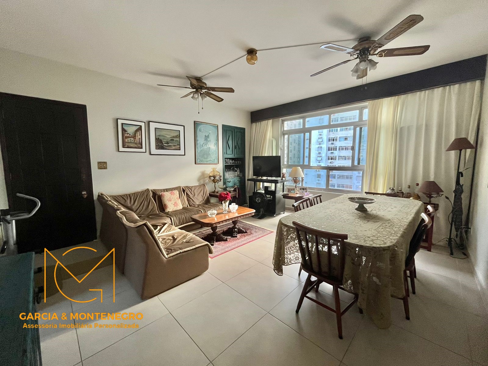 Imagem Apartamento com 2 Quartos à Venda, 110 m²em Pompéia - Santos